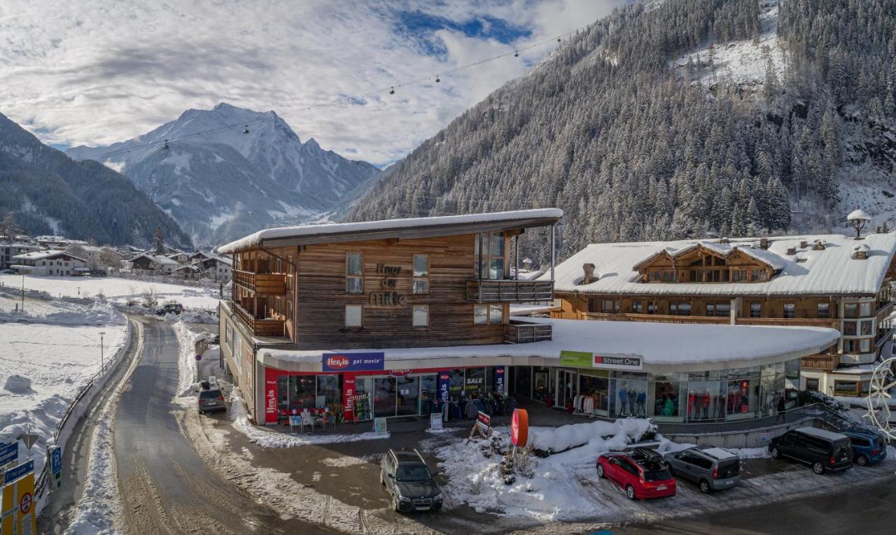 Ferienwohnungen Haus Der Mitte Mayrhofen Exterior photo